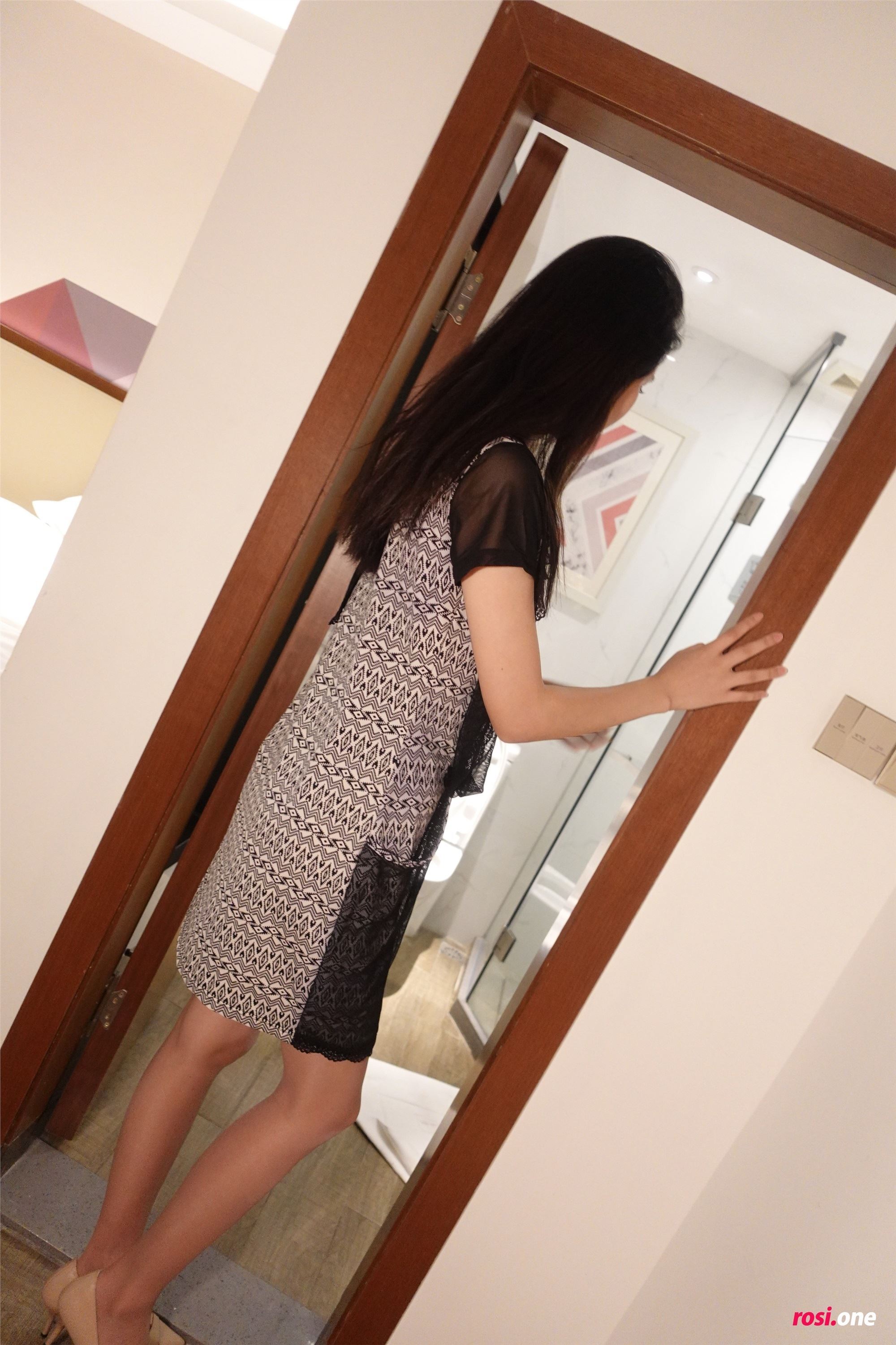 ROSI写真 2021.08.28 NO.3554